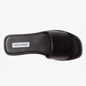 Steve Madden clyde sandals in black leather